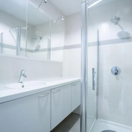 Andrei With Parking In The House By Interhome Διαμέρισμα *